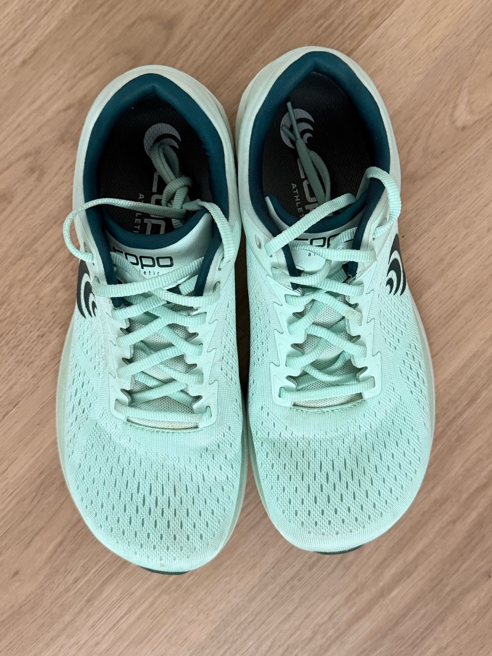 Topo Phantom 3 women’s 9 in Mint/Emerald - Picture 2 of 6